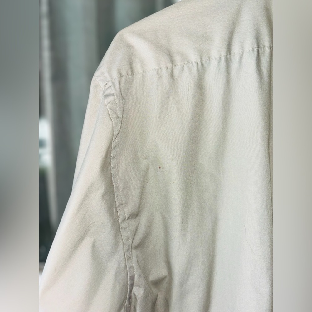 Van Huessen Men’s Large Beige Poplin Easy Care Casual Button Down Shirt - Picture 6 of 7